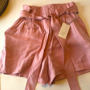 Linen Paperbag Shorts